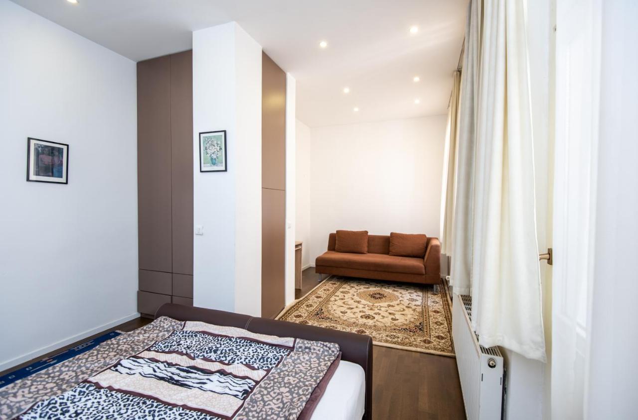Dreams Apartment