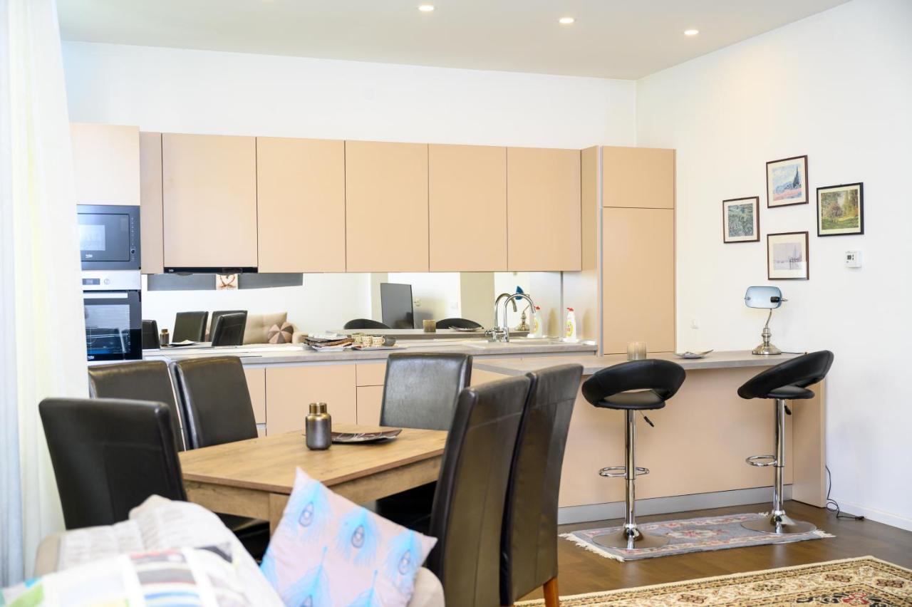 Dreams Apartment *